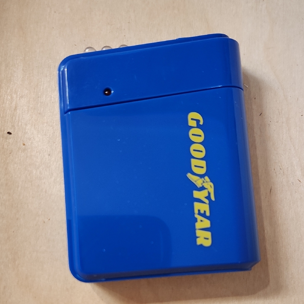 Good Year Emergency Light And Power Kit - NWOT